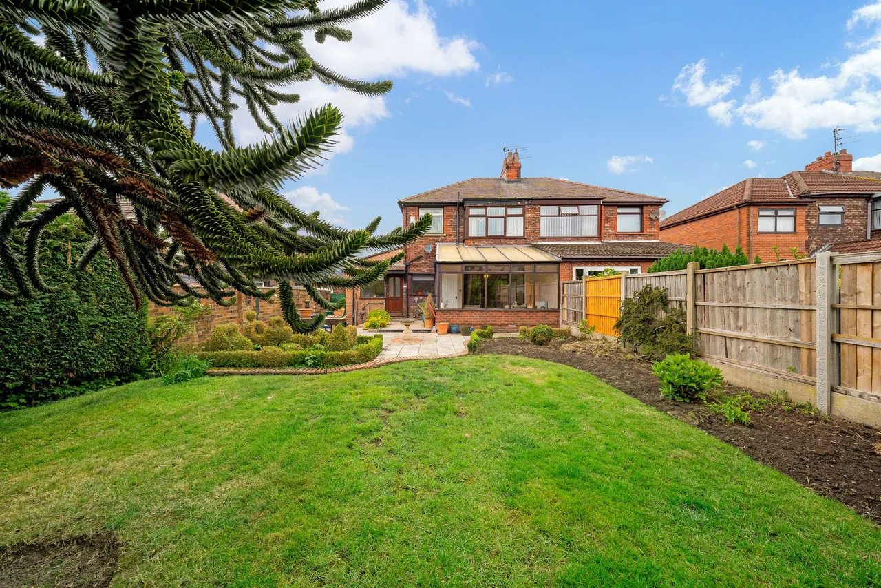 Kingsway, Widnes, Widnes, WA8 7QR, photo 4
