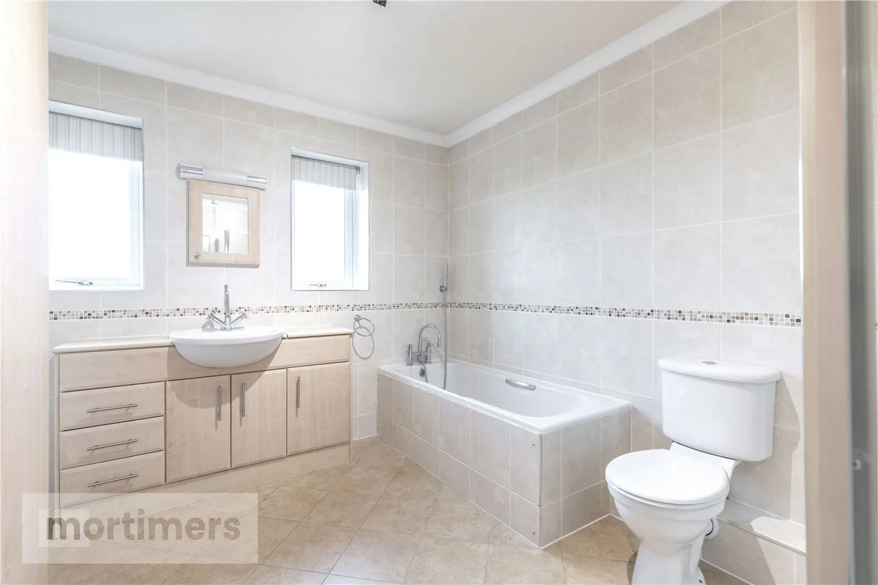 Yerburgh Road, Mellor, BB2, photo 17