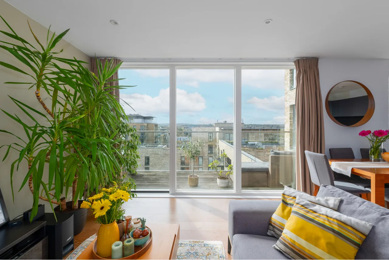 2 bed flat for sale — Handley Drive, London, SE3