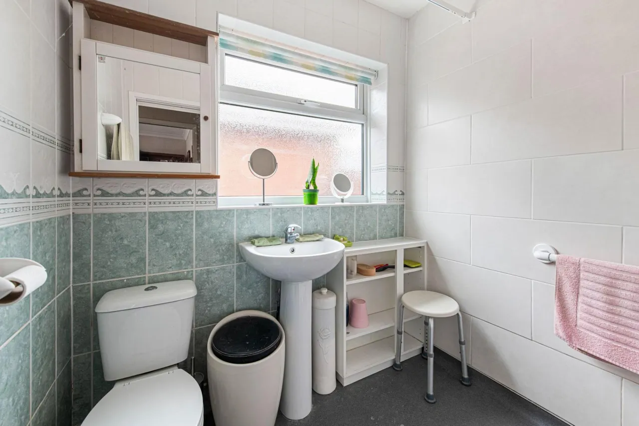 Dutton Avenue, Skegness, PE25, photo 11
