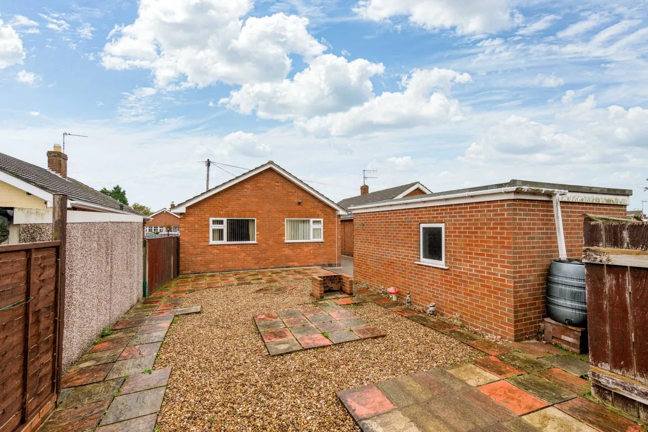 Dutton Avenue, Skegness, PE25, photo 12