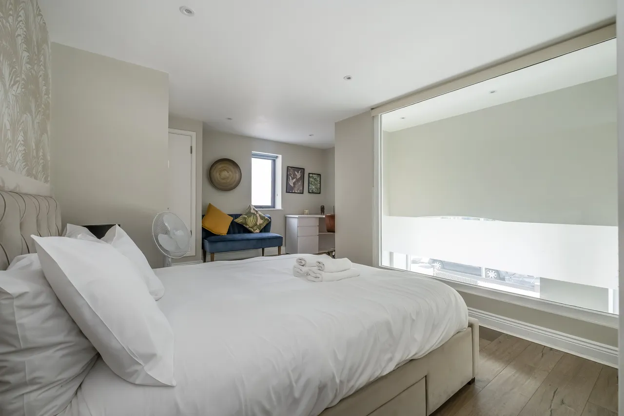 Burston Road, London, SW15, photo 11