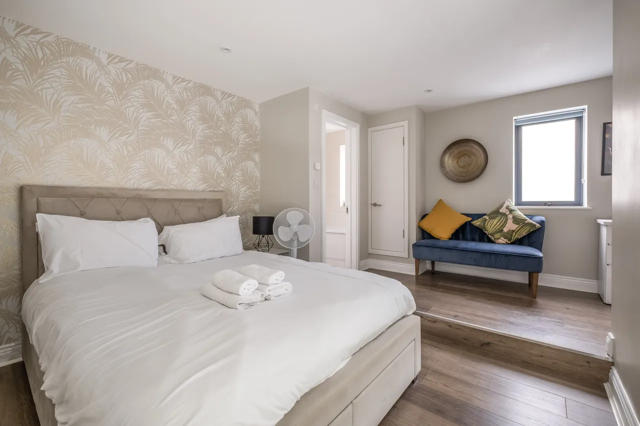Burston Road, London, SW15, photo 8
