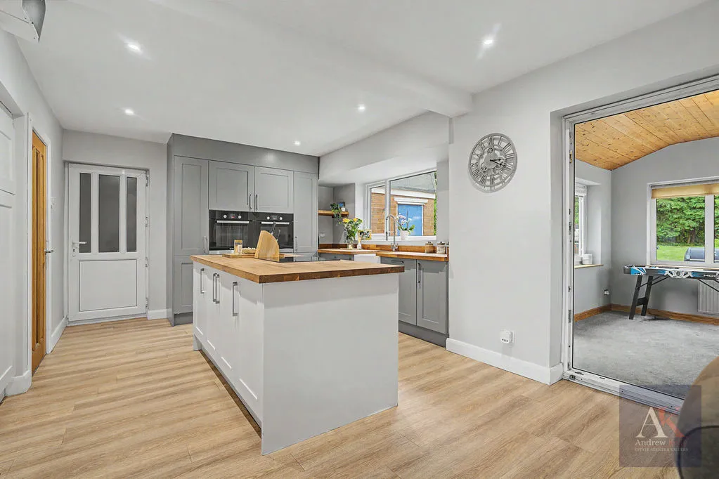Heald Drive, Rochdale, OL12, photo 6