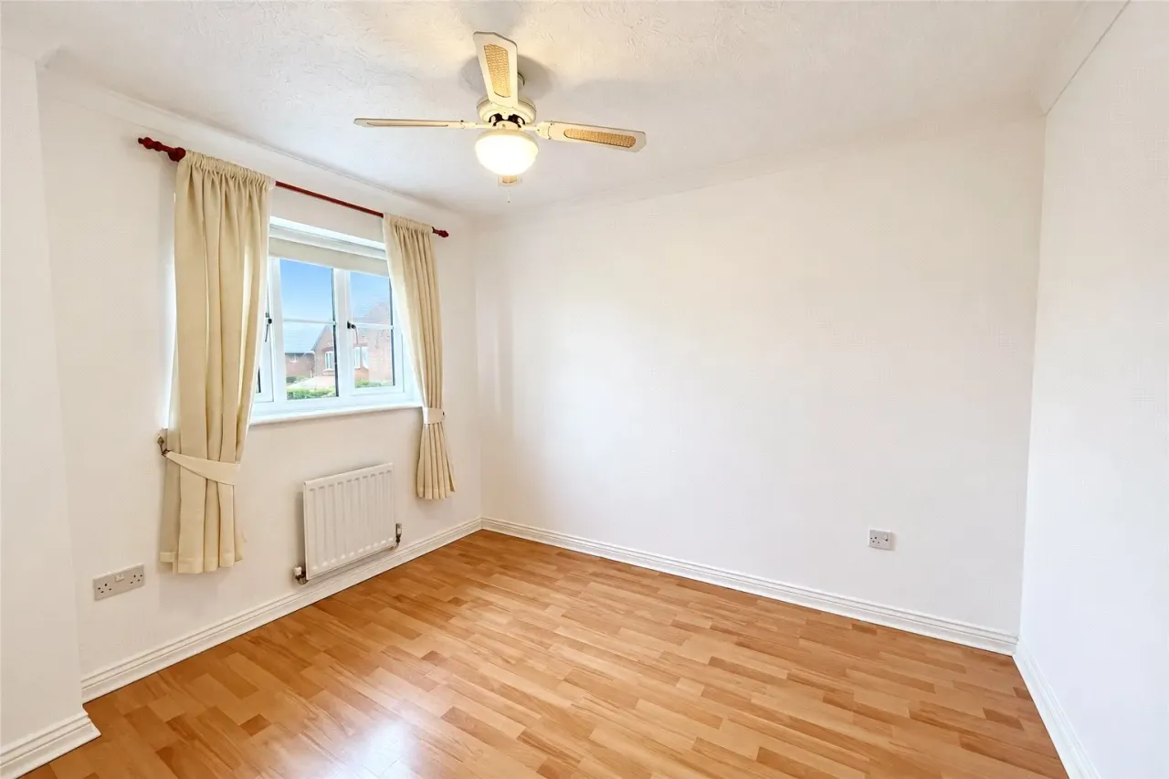Langham Drive, Rayleigh, SS6, photo 8