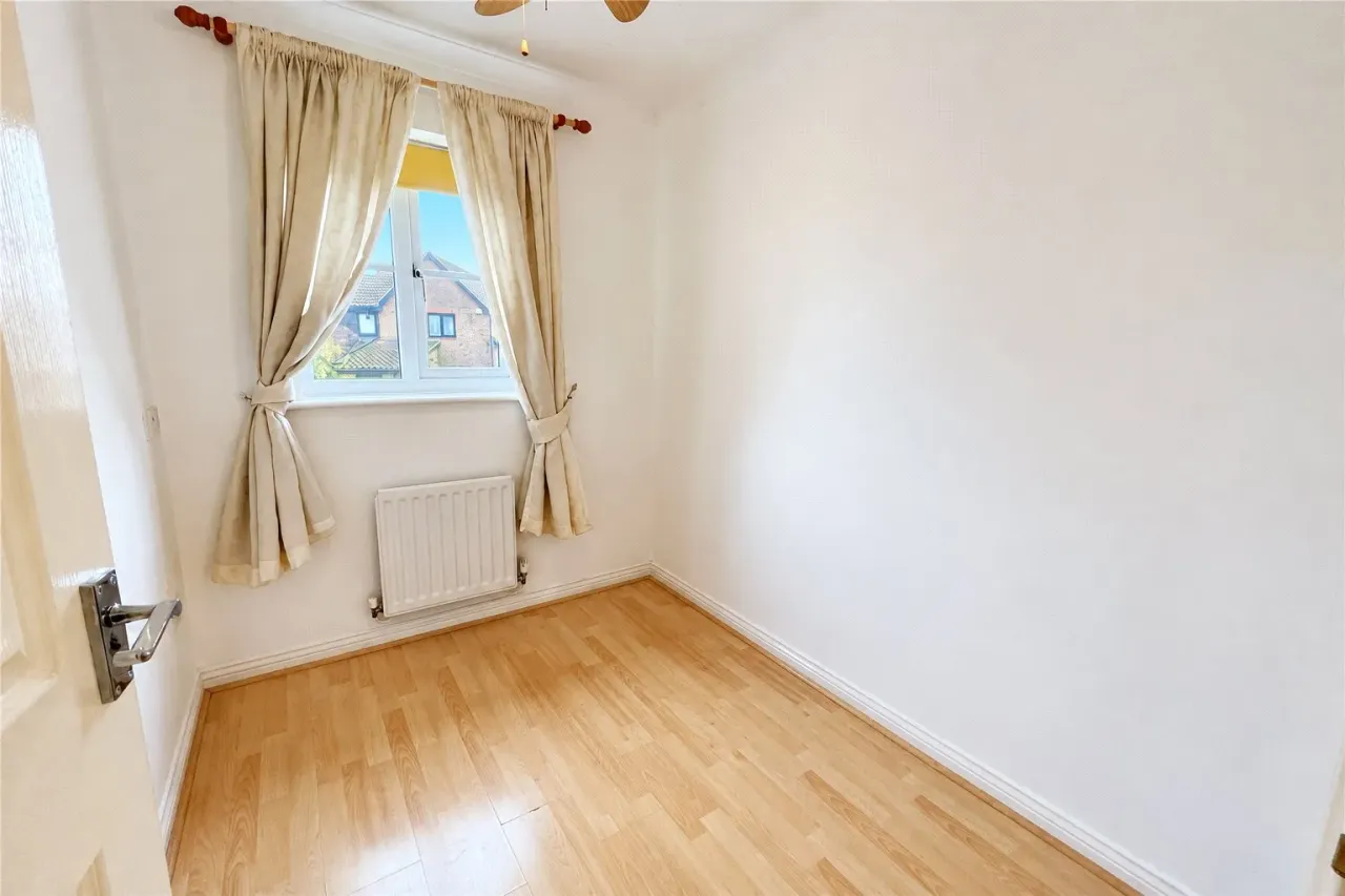 Langham Drive, Rayleigh, SS6, photo 9