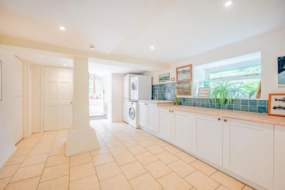 Hurst, Martock, TA12, photo 10