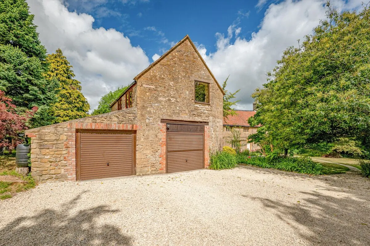 Hurst, Martock, TA12, photo 21