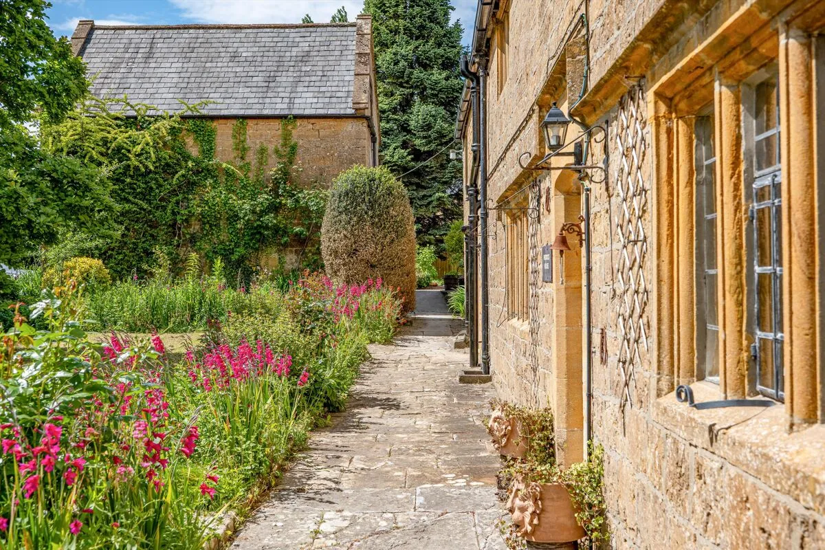 Hurst, Martock, TA12, photo 19