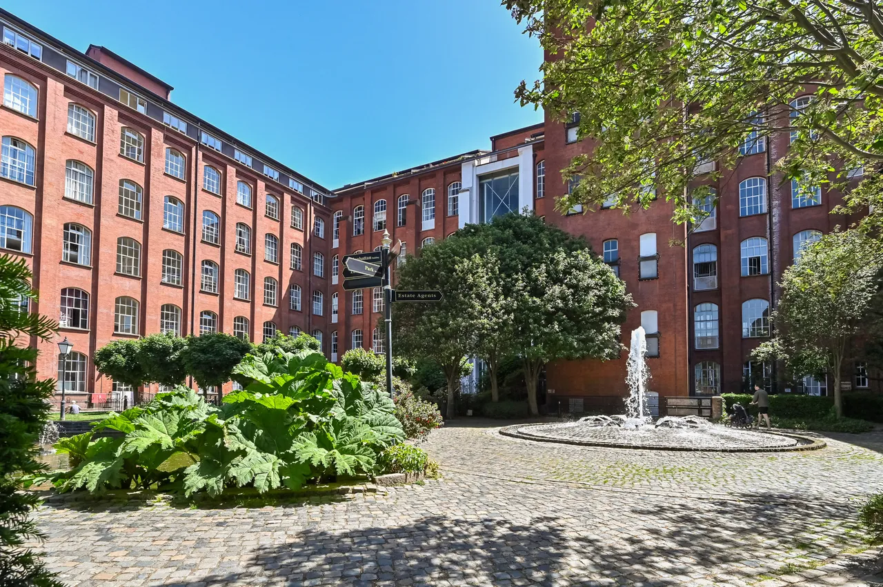 124 Lexington Building, Fairfield Road, London, photo 9