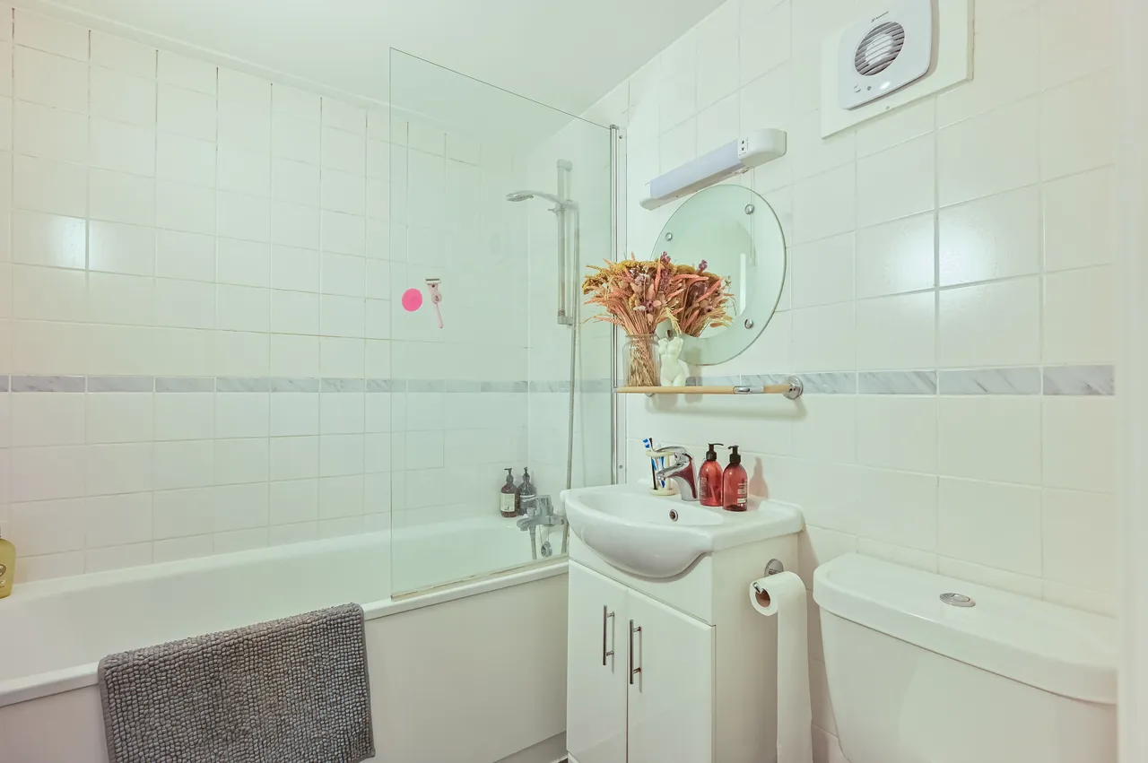 124 Lexington Building, Fairfield Road, London, photo 6