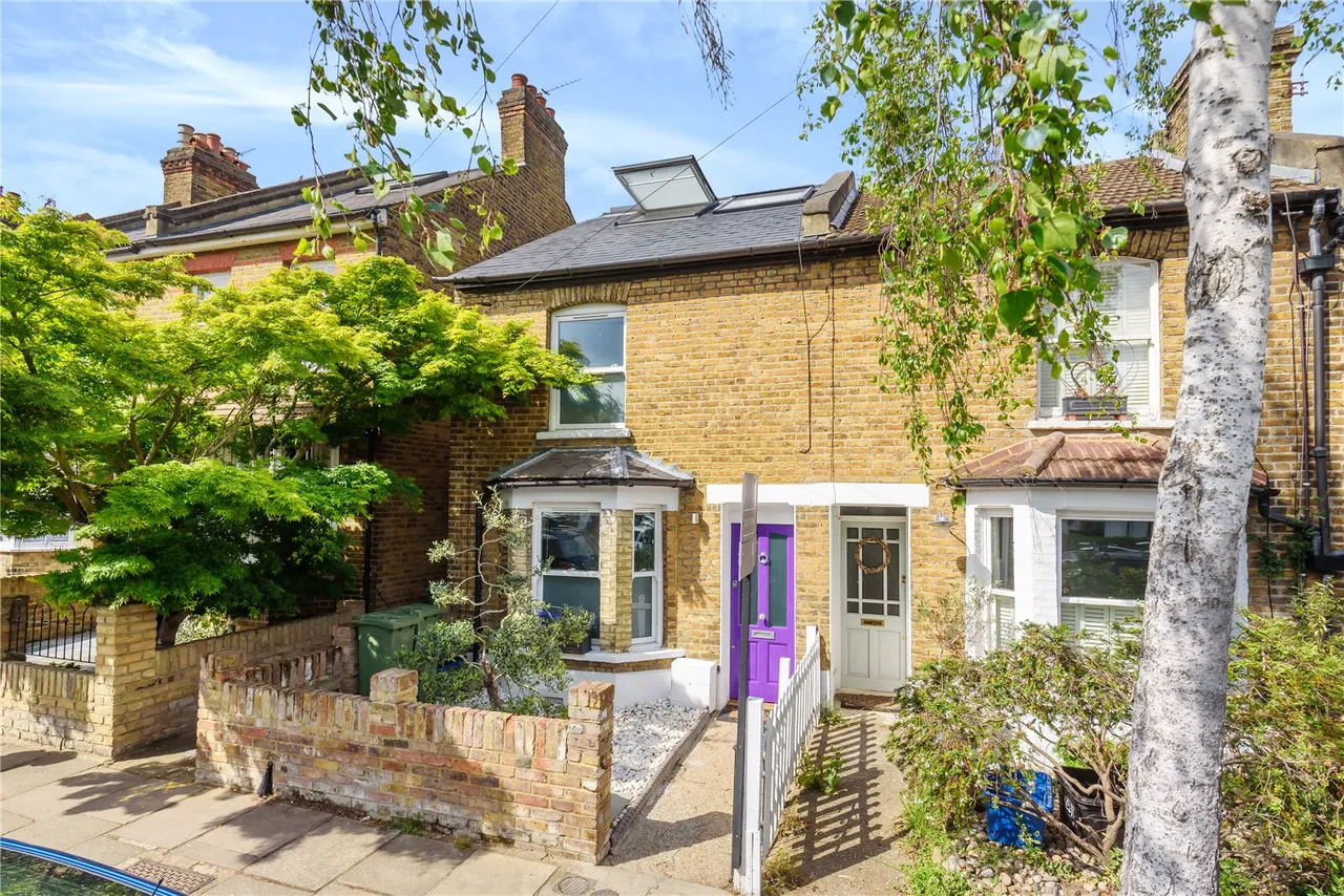 4 bed house for sale — Fulwell Road, Teddington, TW11 0RA