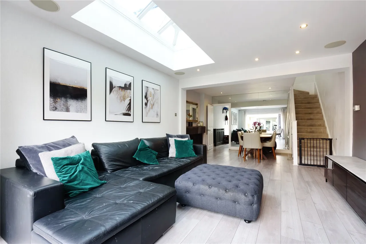 Fulwell Road, Teddington, TW11 0RA, photo 4