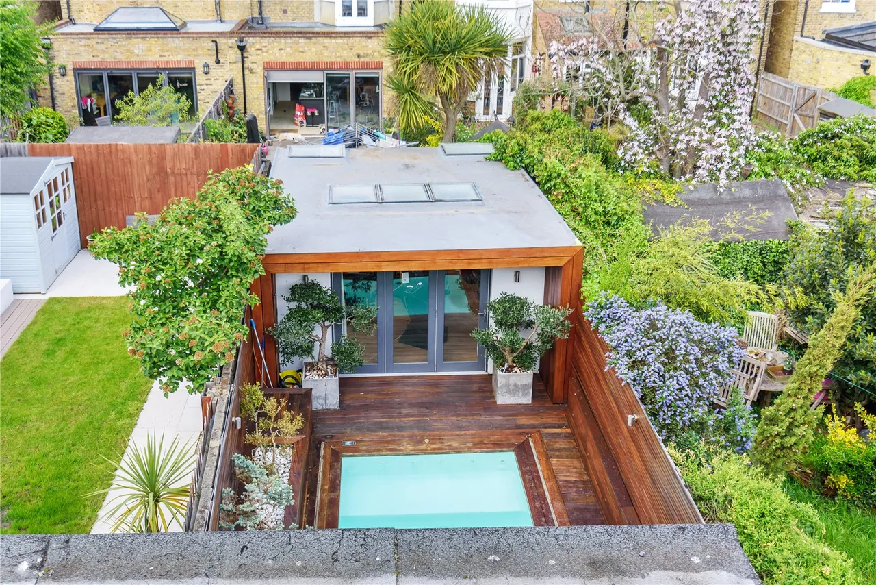 Fulwell Road, Teddington, TW11 0RA, photo 11