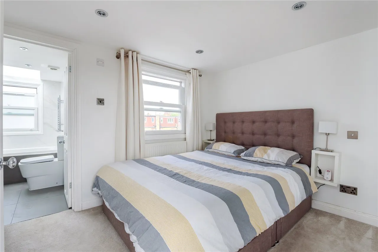 Fulwell Road, Teddington, TW11 0RA, photo 7