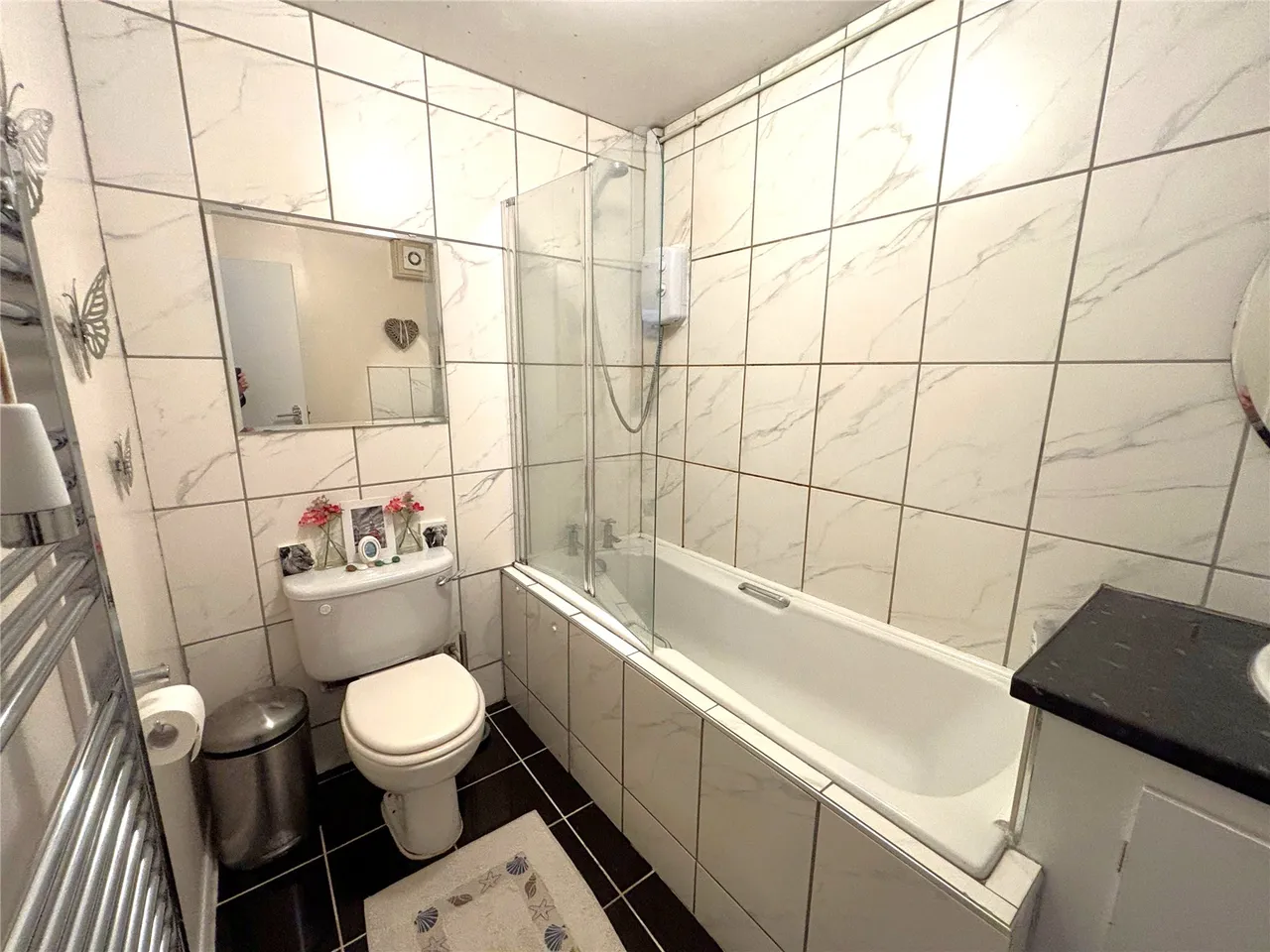 Seymour Way, Sunbury-On-Thames, TW16, photo 4