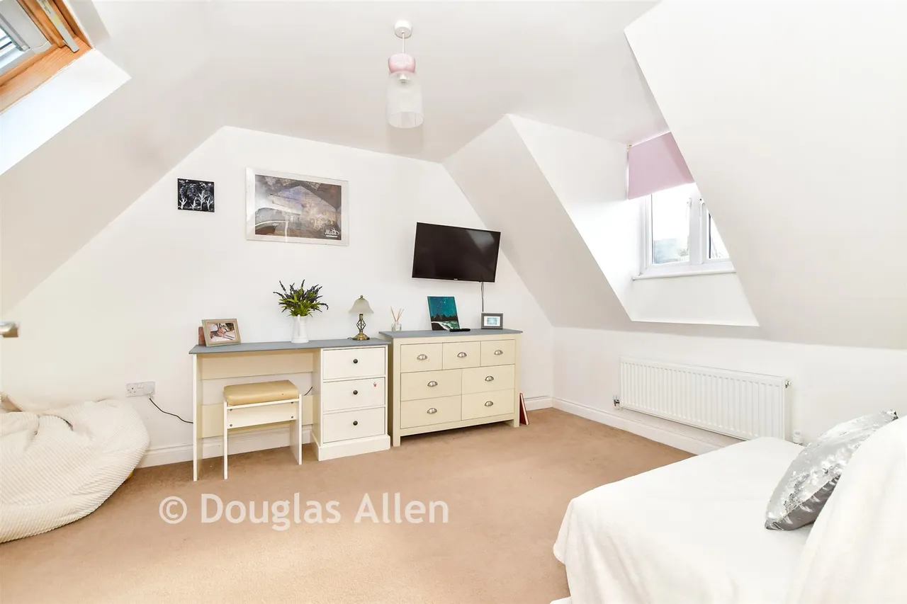 Nesbit Close, Wickford, SS12, photo 11