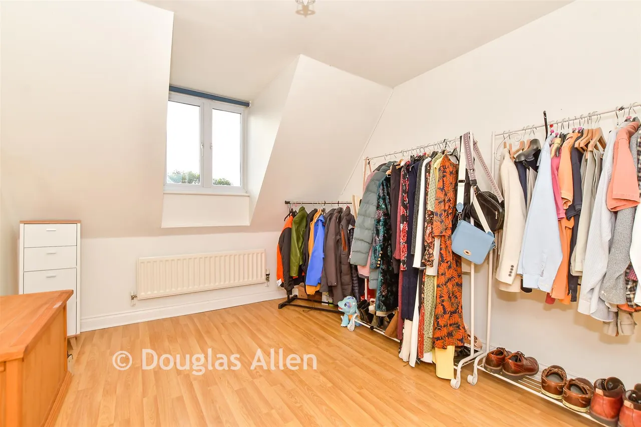 Nesbit Close, Wickford, SS12, photo 12