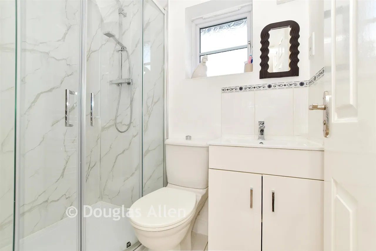 Nesbit Close, Wickford, SS12, photo 9