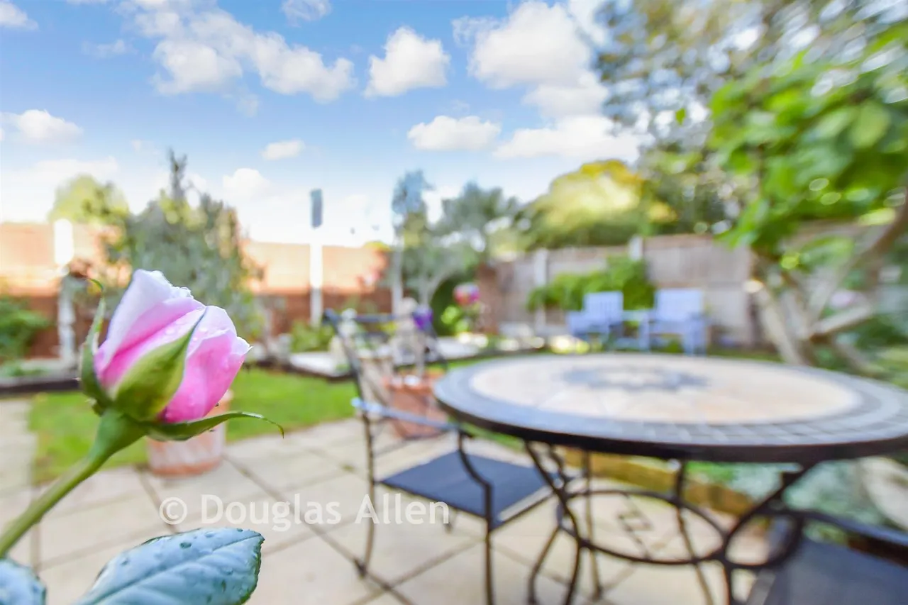 Nesbit Close, Wickford, SS12, photo 15