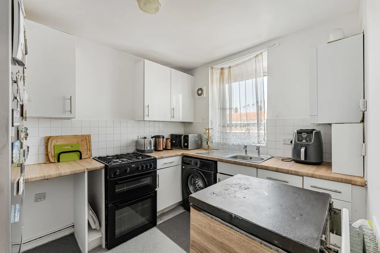 Queensbridge Road, London, E8, photo 4