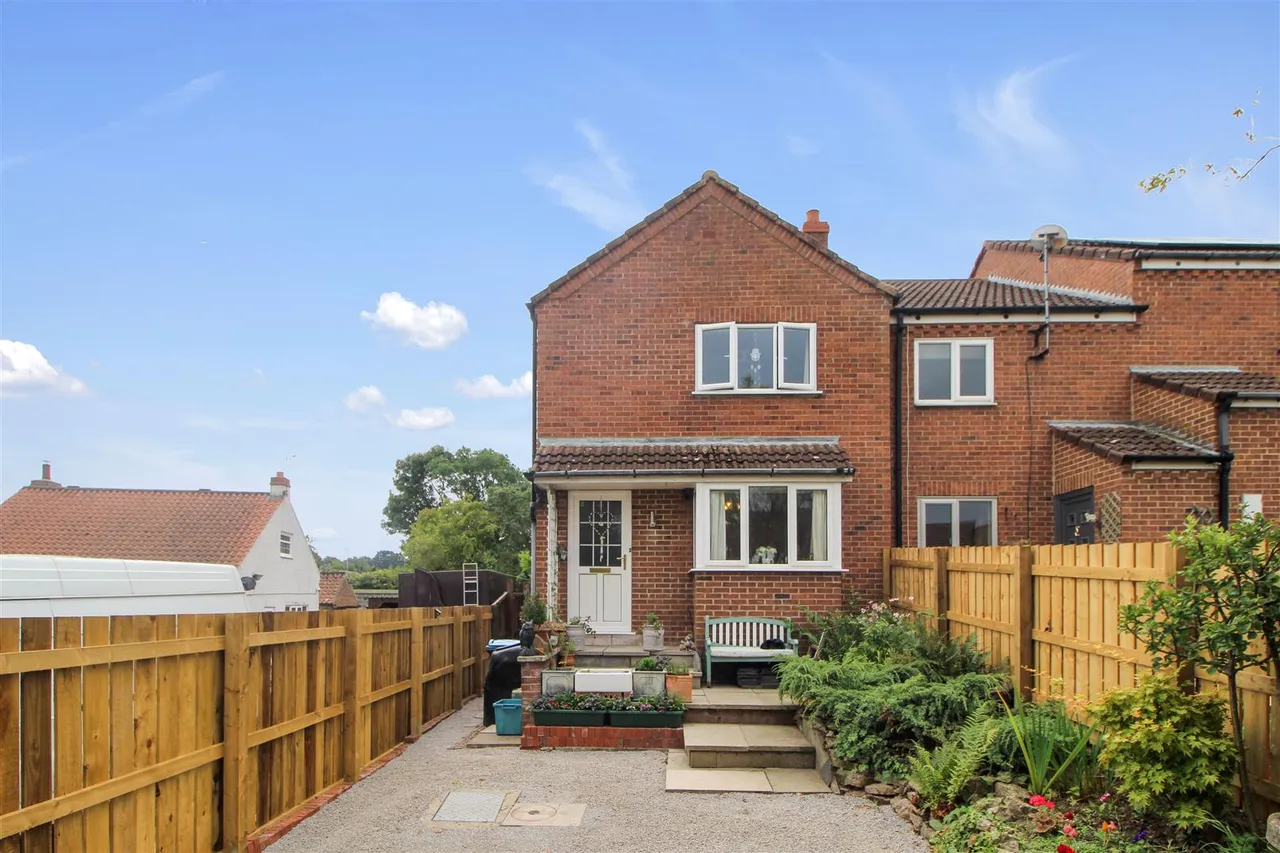 3 bed house for sale — Pit Ings Lane, Dalton, Thirsk, Yorkshire, YO7 3HD