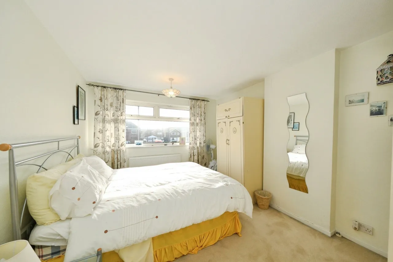 Salisbury Close, Mansfield Woodhouse, Mansfield, Nottinghamshire, NG19, photo 11