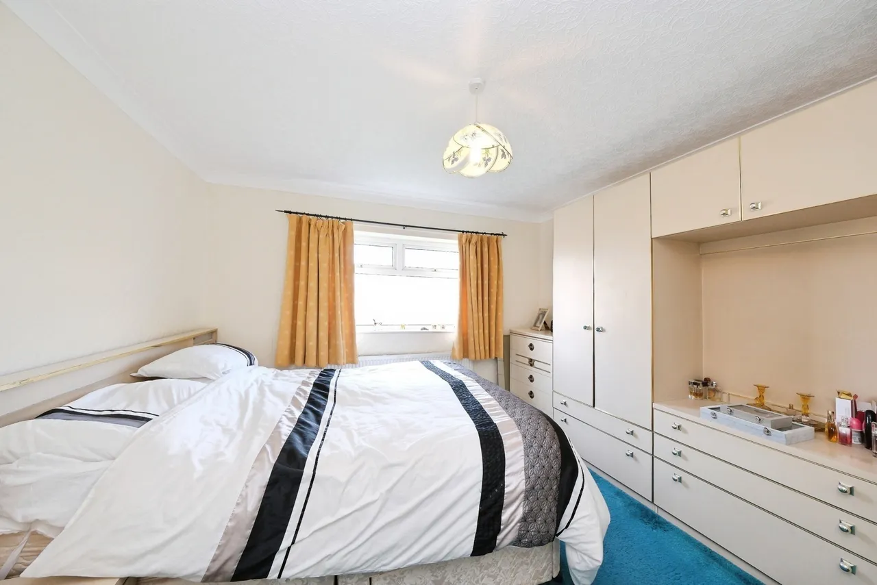 Salisbury Close, Mansfield Woodhouse, Mansfield, Nottinghamshire, NG19, photo 10