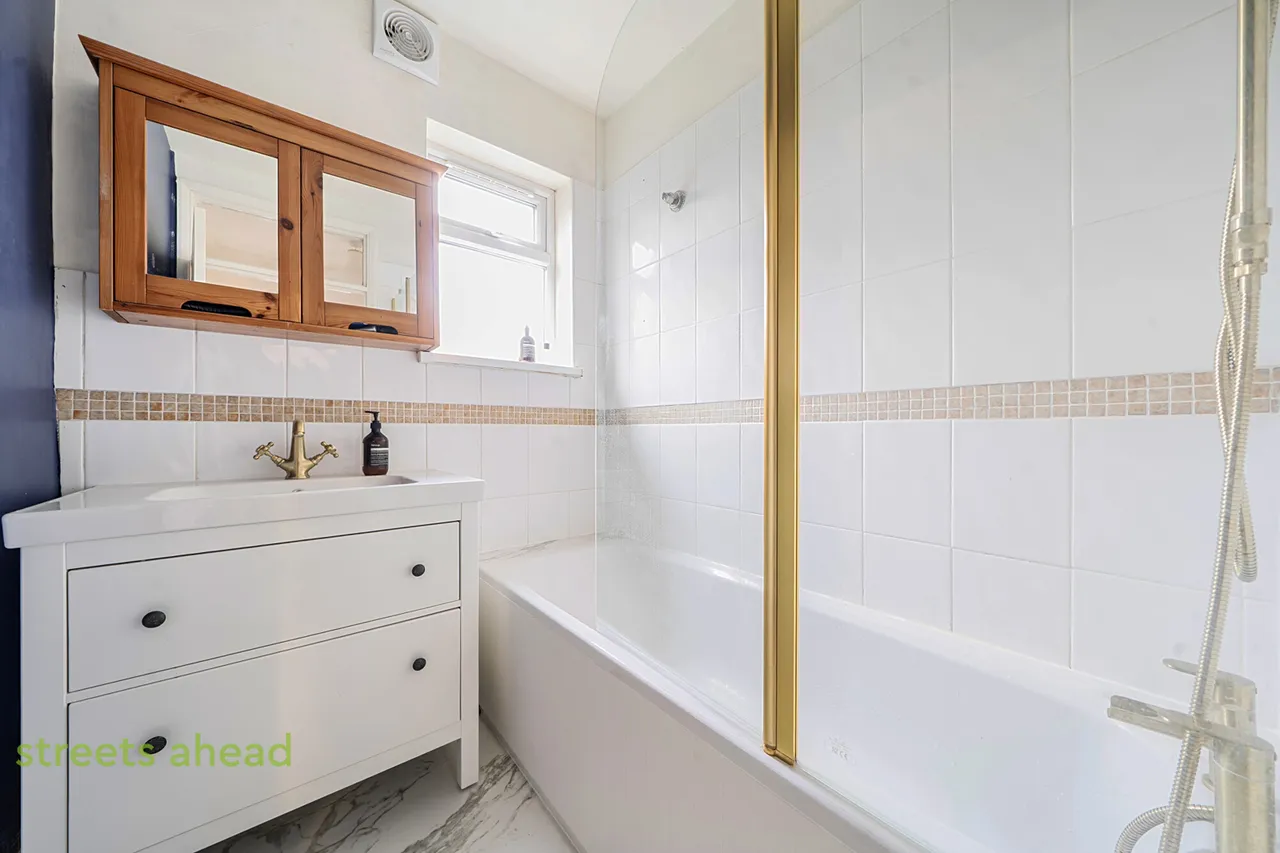 Kitchener Road, Thornton Heath, CR7, photo 6