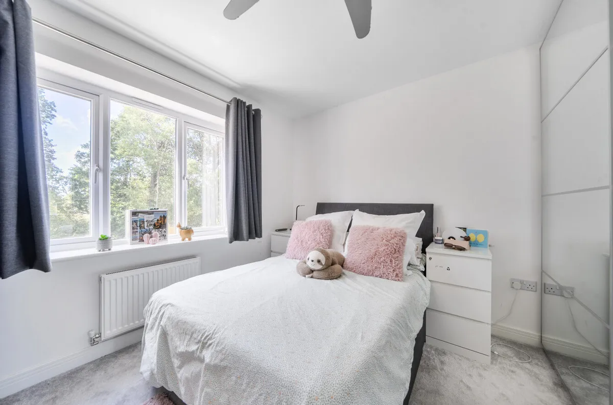 Billingshurst, RH14 9ZT, photo 11