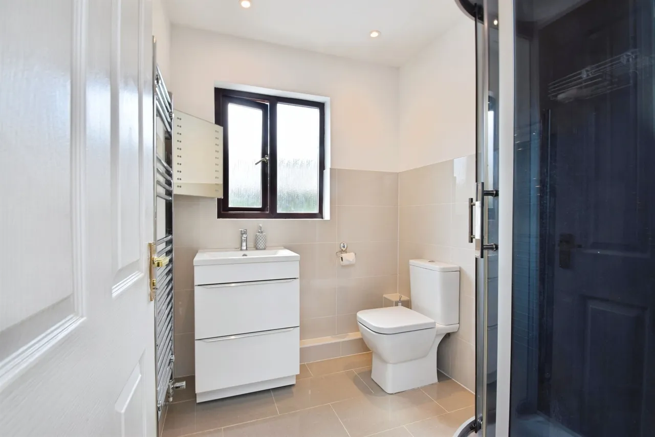 Llys Dol SWANSEA, SA6, photo 11