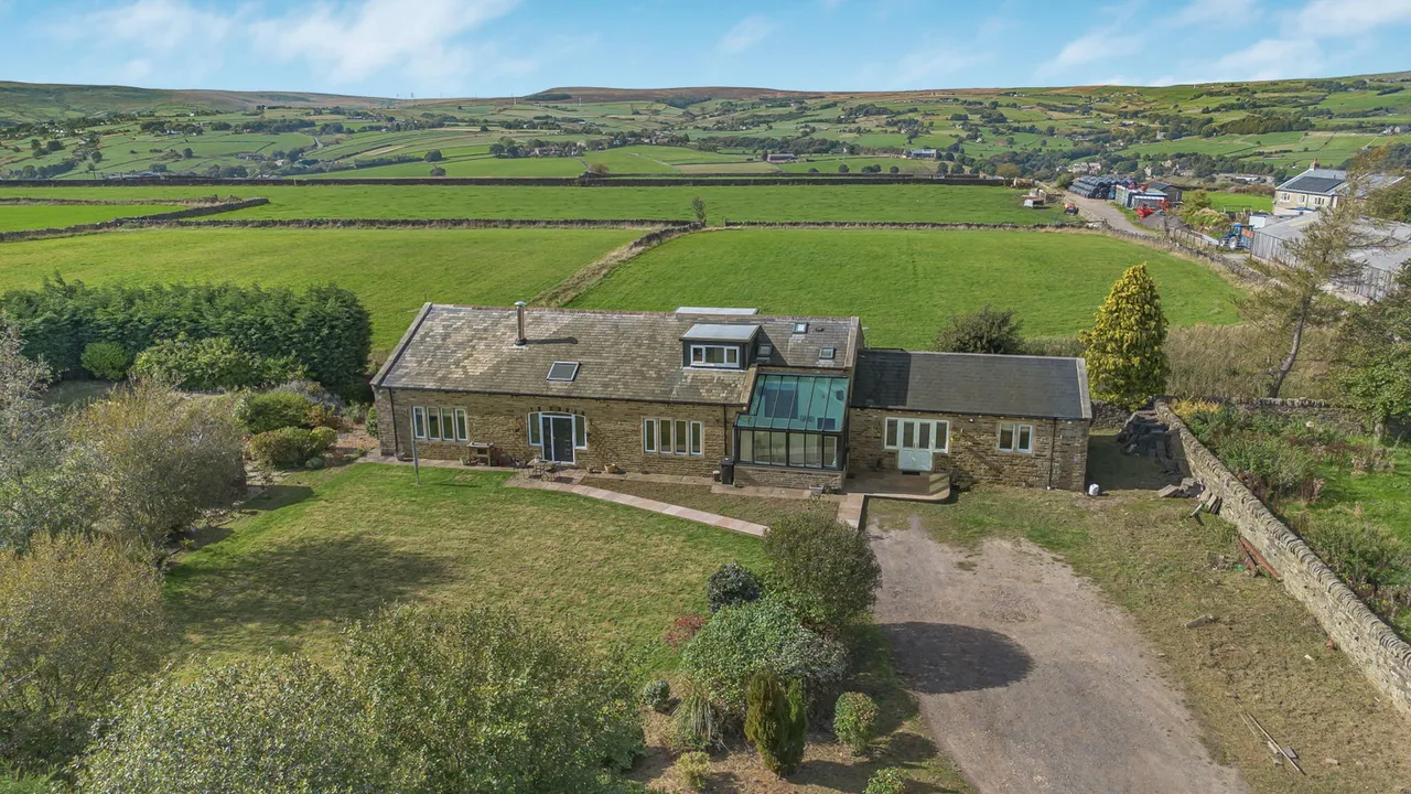 High Lee Lane, Barkisland, HX4, photo 36