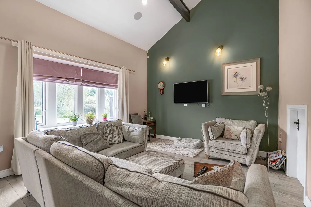 High Lee Lane, Barkisland, HX4, photo 11