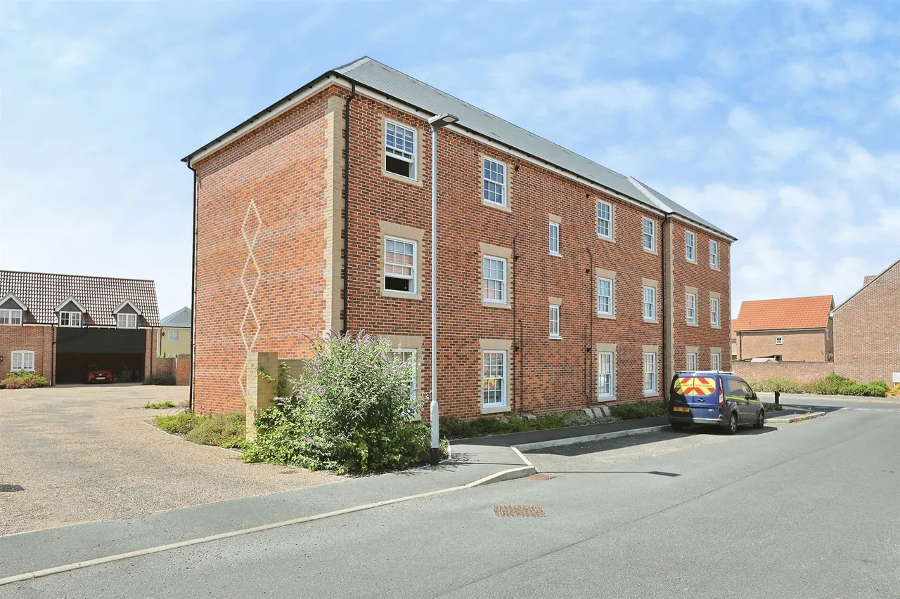 Grouse Close, Sprowston, NR7, photo 12