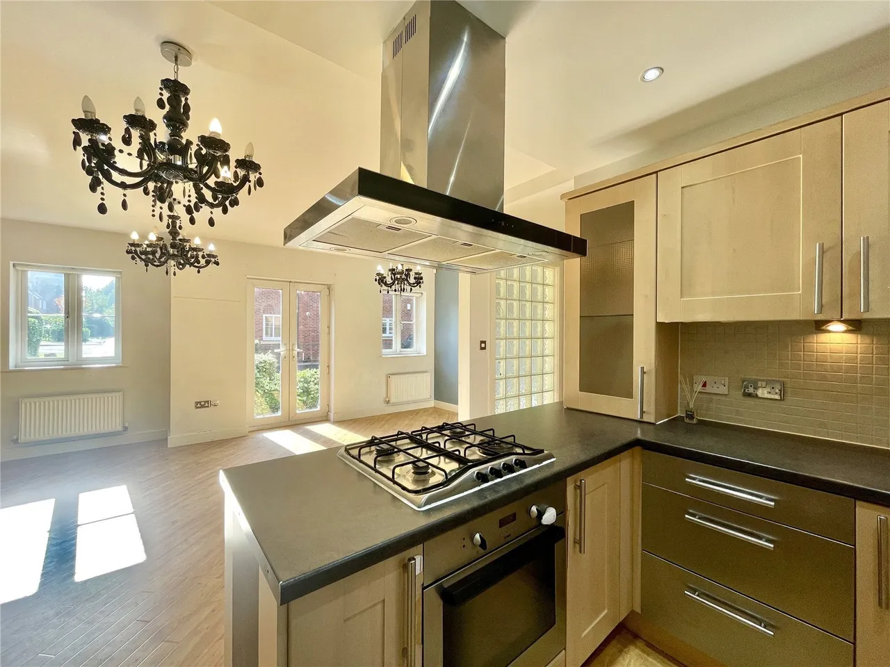 Lindisfarne Court, Widnes, WA8, photo 8