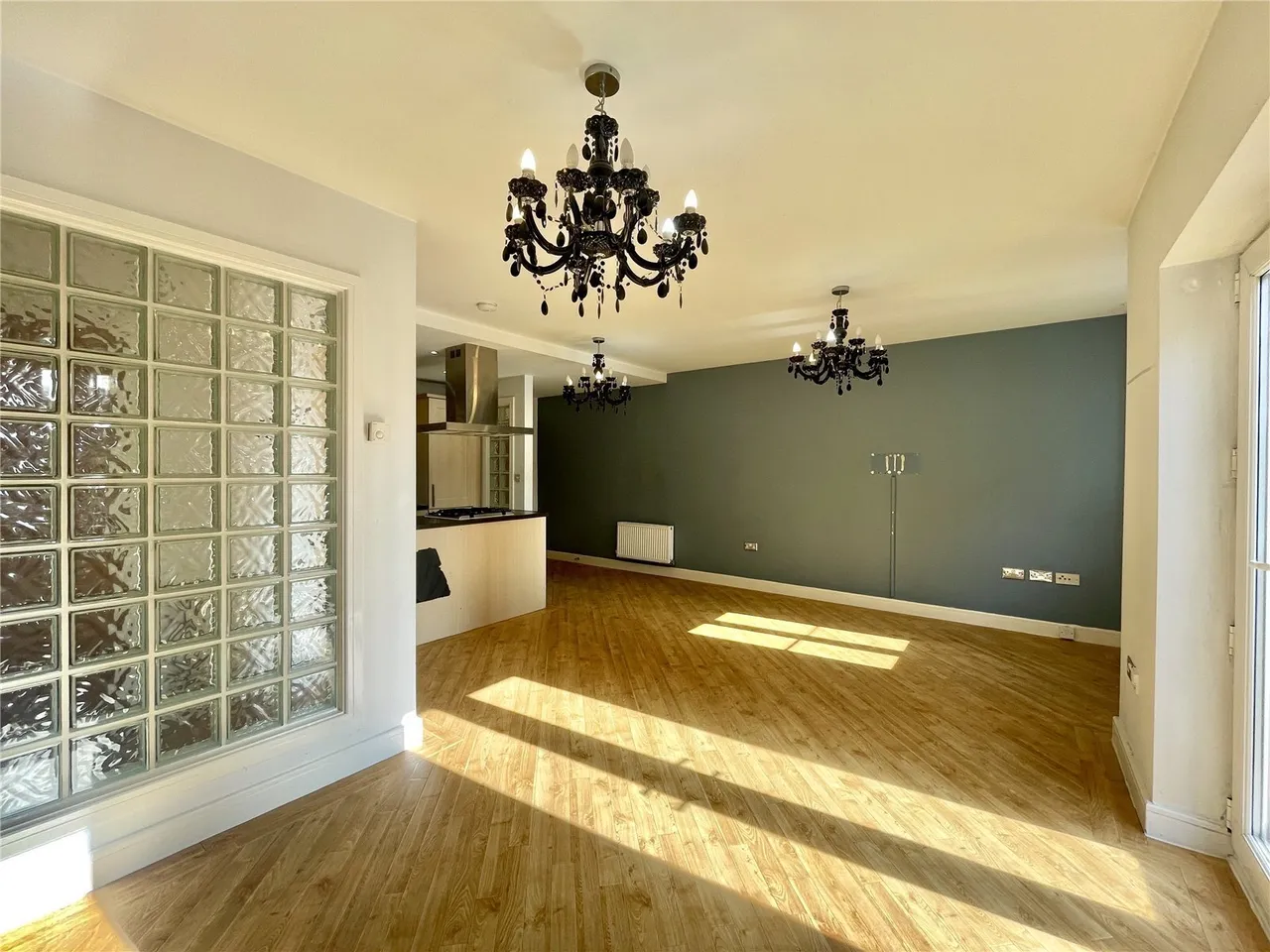 Lindisfarne Court, Widnes, WA8, photo 4