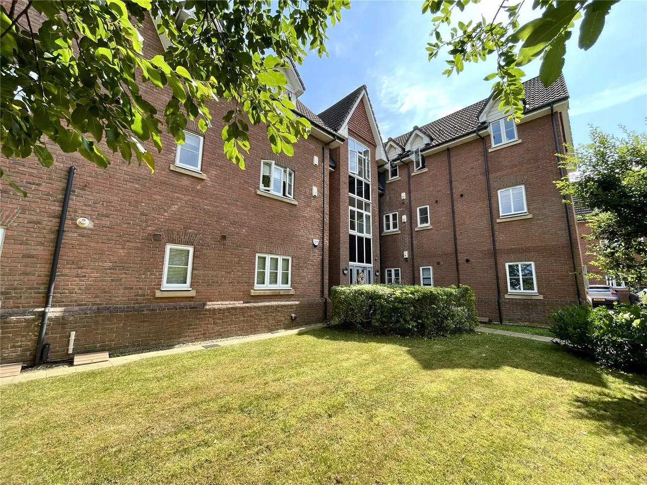 Lindisfarne Court, Widnes, WA8, photo 13