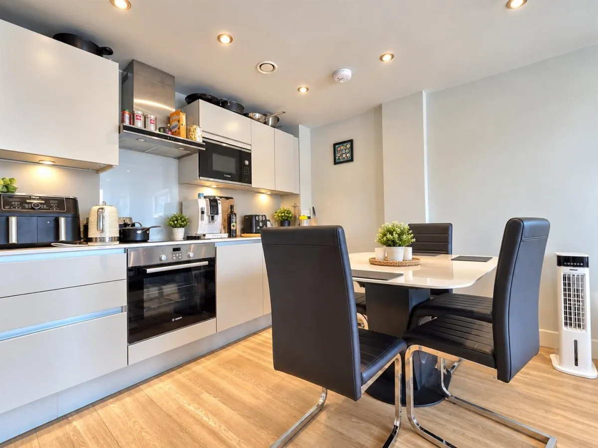 Provender, Bakers Quay, GL1, photo 2