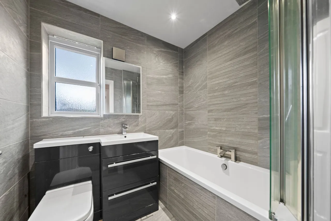 Gadbury Fold, Atherton, Manchester, Manchester, M46 0GN, photo 16