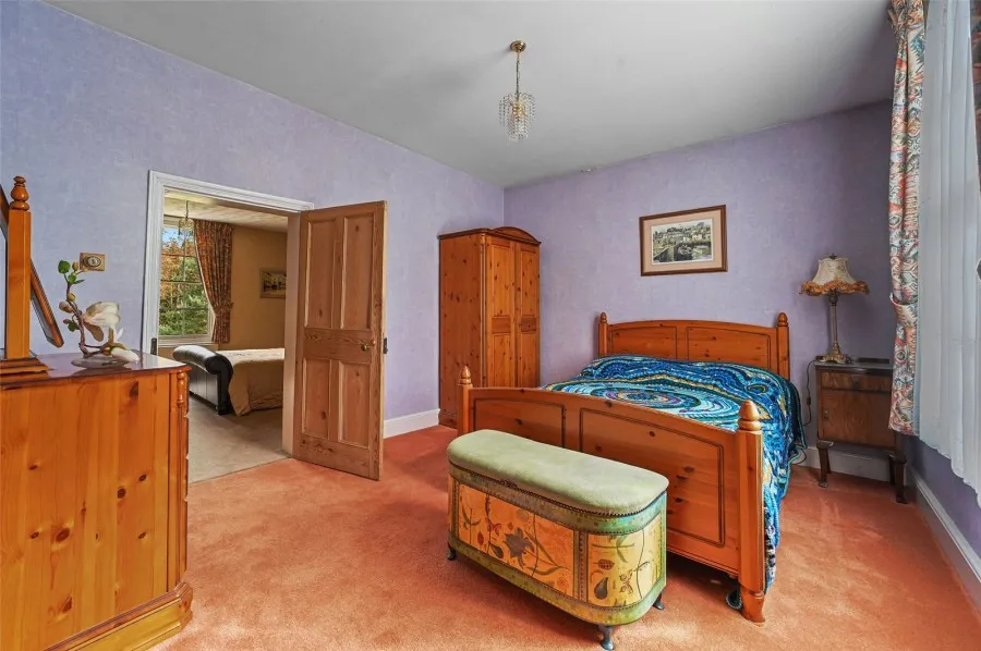 with 4 bedrooms in Sturmer, Haverhill, CB9, photo 13
