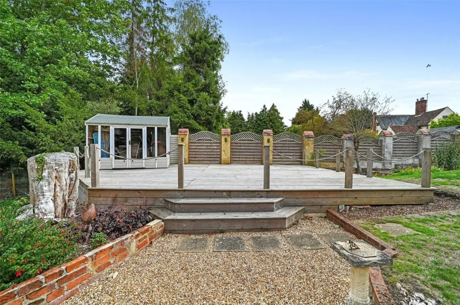 with 4 bedrooms in Sturmer, Haverhill, CB9, photo 21