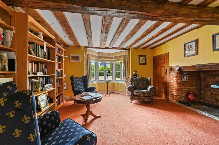 with 4 bedrooms in Sturmer, Haverhill, CB9, photo 4
