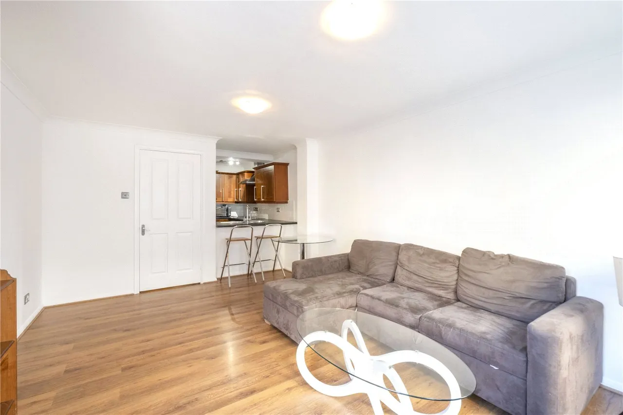 Conant Mews, London, E1, photo 12