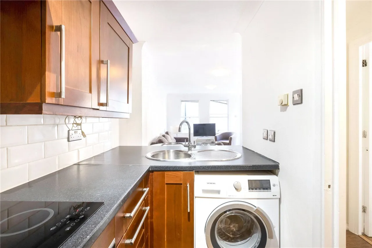 Conant Mews, London, E1, photo 10