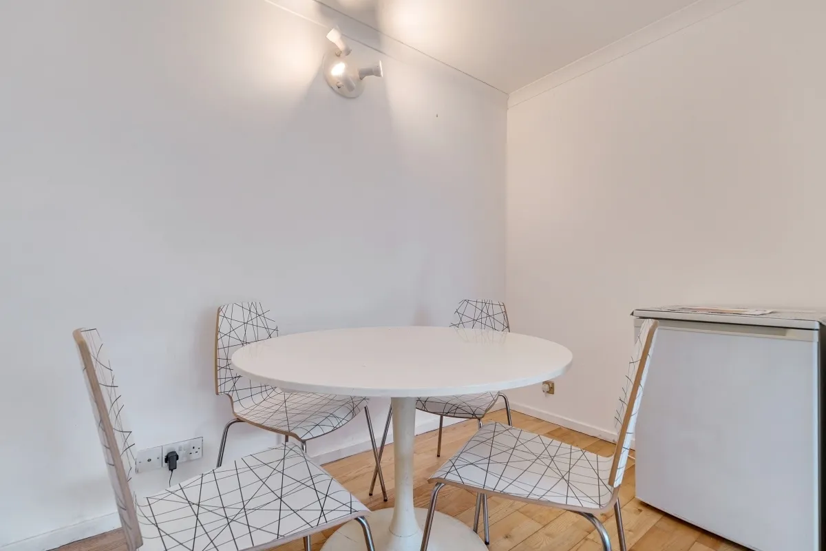 Princes Court, Rotherhithe, SE16, photo 3