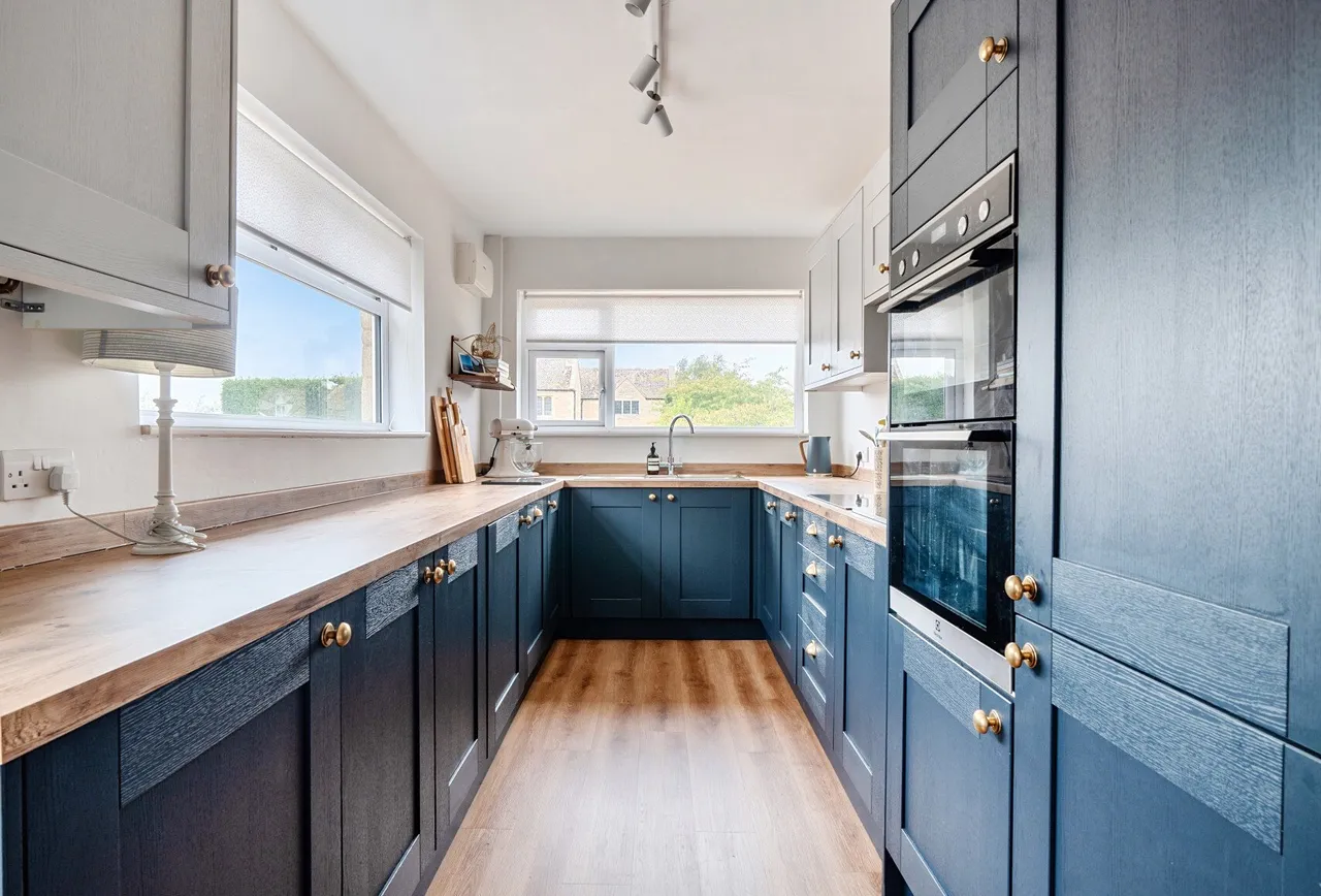 Gretton Road, Gloucestershire, Gotherington, GL52 9QU, photo 2