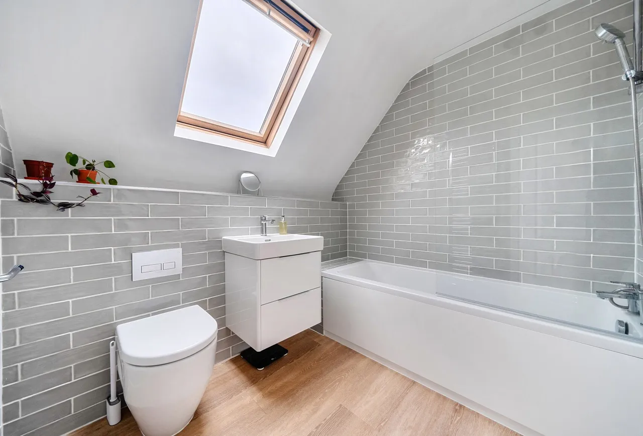 Gretton Road, Gloucestershire, Gotherington, GL52 9QU, photo 10