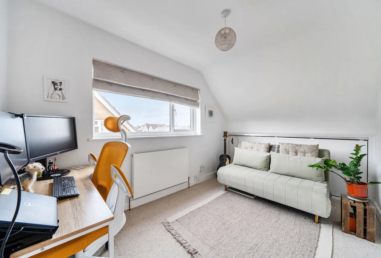 Gretton Road, Gloucestershire, Gotherington, GL52 9QU, photo 9