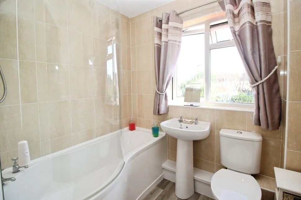 Meadowland, Yatton, BS49, photo 11