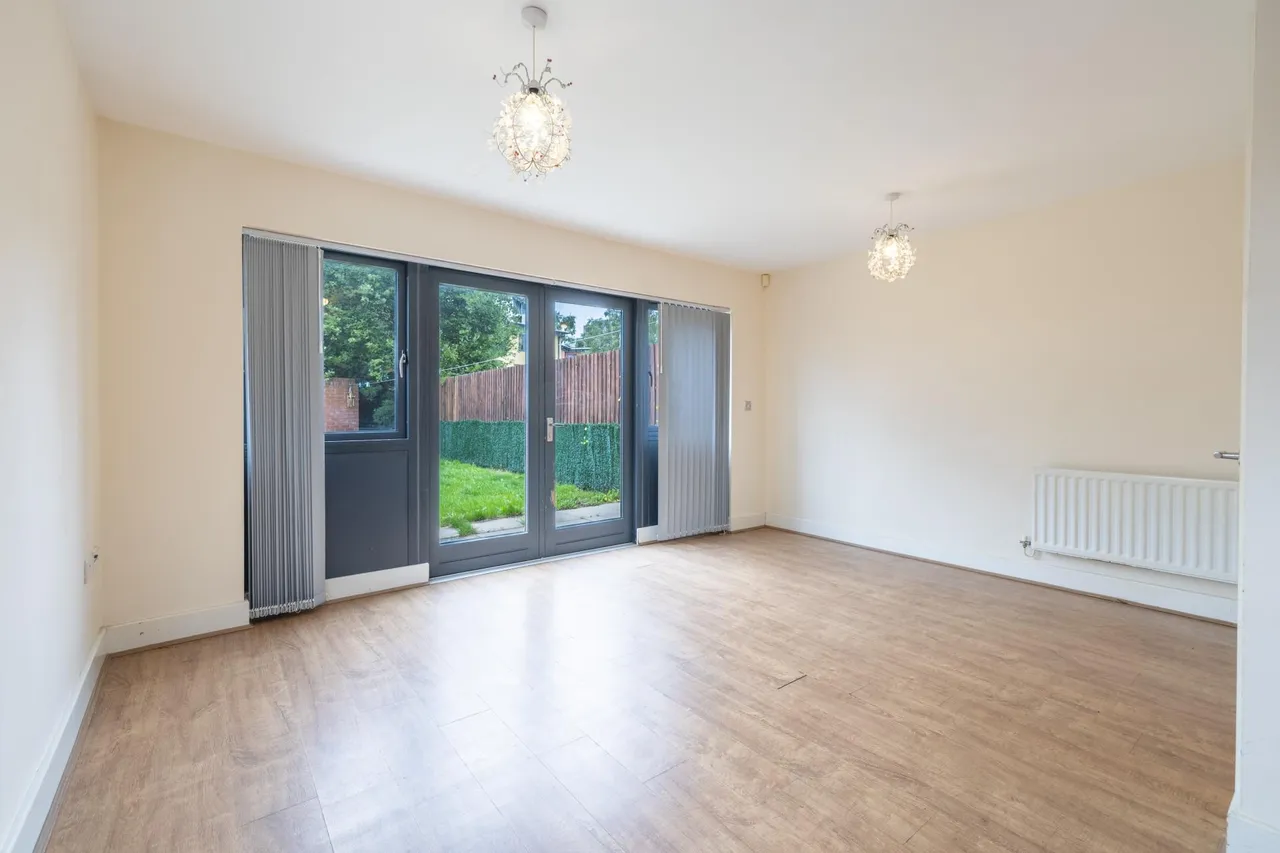 Cregoe Street, Park Central, Birmingham, B15, photo 6